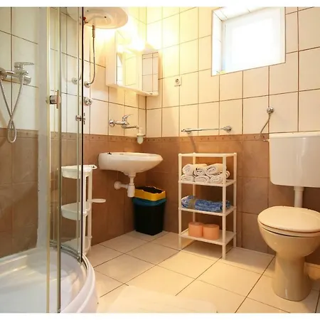 Ivan Bara - Apartment Primosten